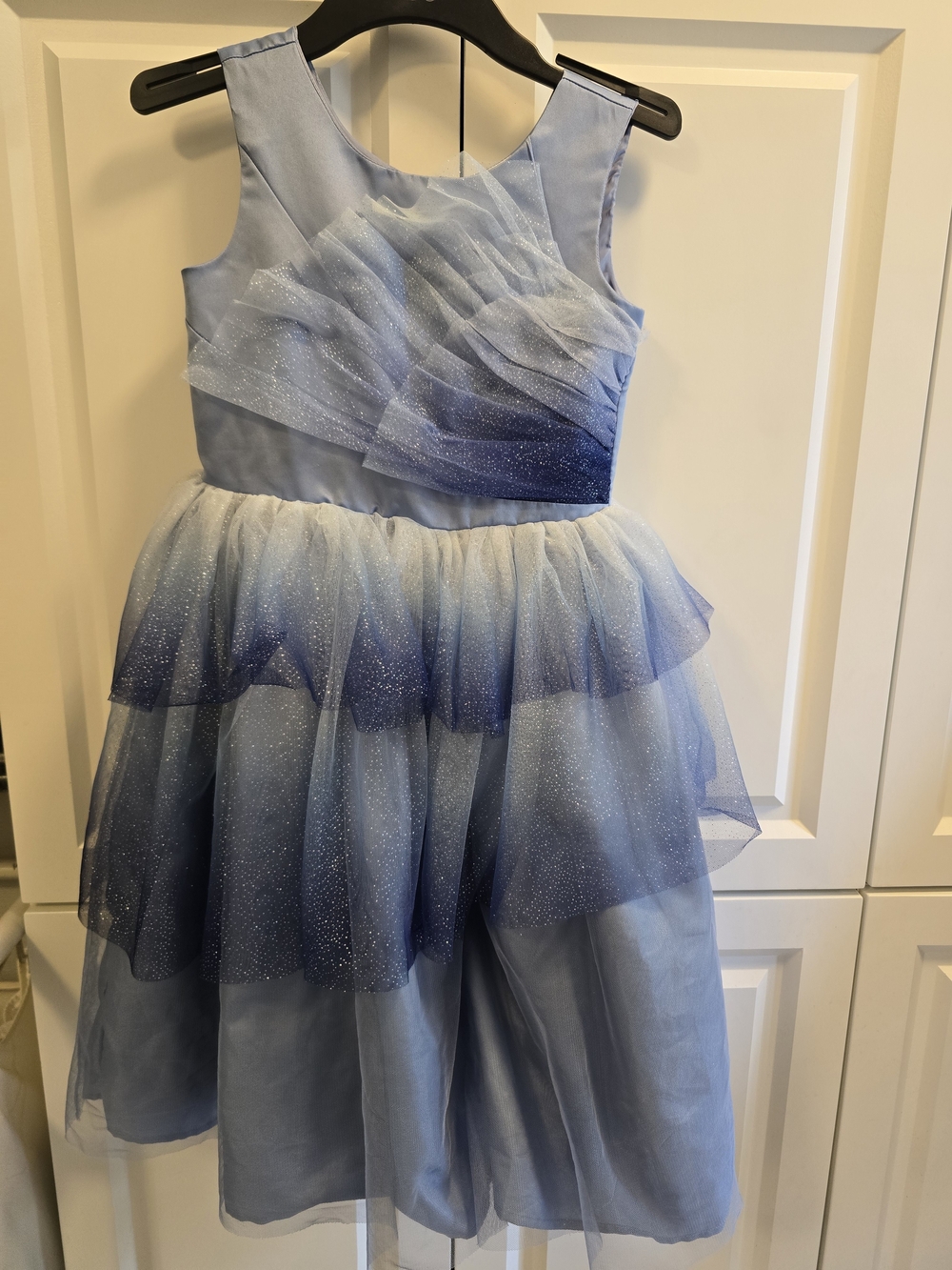 Disney Size 7/8 Layered Tulle Dress Ombre Sparkly Cinderella Sleeveless Blue